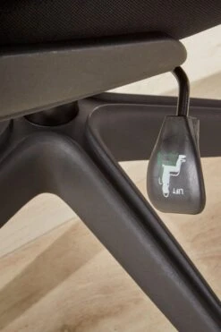 Canis High Back Folding Arm Mesh Office Chair -Furniture Sale Shop canis 3